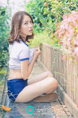 潮湿的猫1982年意大利